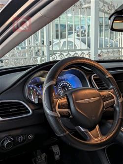 Chrysler 200